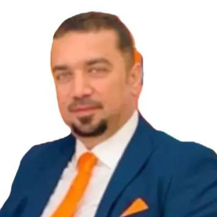 اشرف العوادي