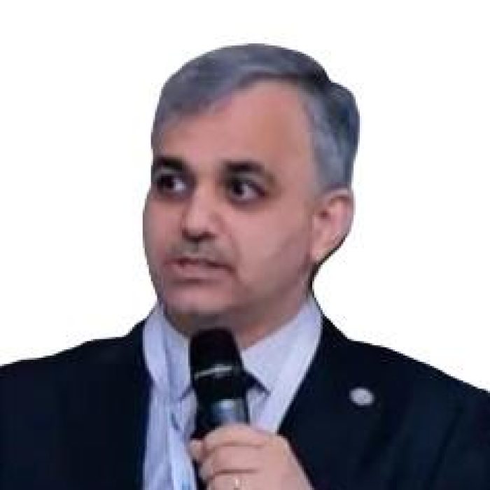 منور عبد الإله النقاش